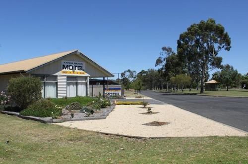 Kaniva Midway Motel Exterior photo